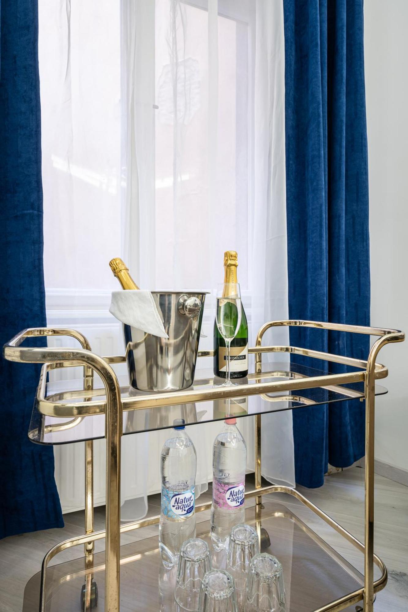 Myelegance Downtown Apartment Free Parking بودابست المظهر الخارجي الصورة